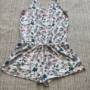 Women’s Xhilaration Sleepwear White Floral Romper SZ Medium